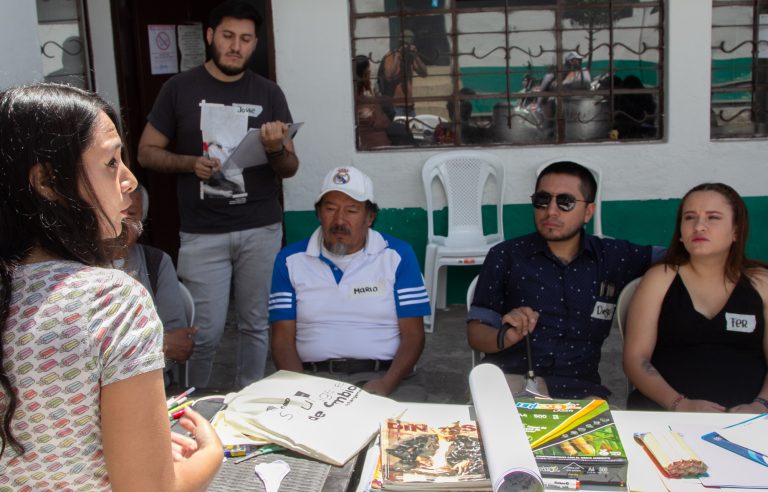 Vecinos Unidos: Fortaleciendo la Comunidad para Combatir la Delincuencia